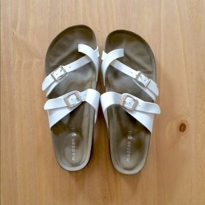 Steve Madden sandals